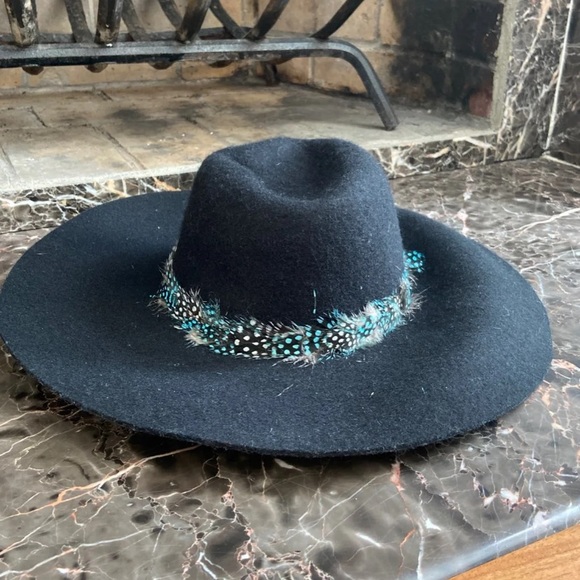 American Eagle NWT Wool Hat - Picture 3 of 8